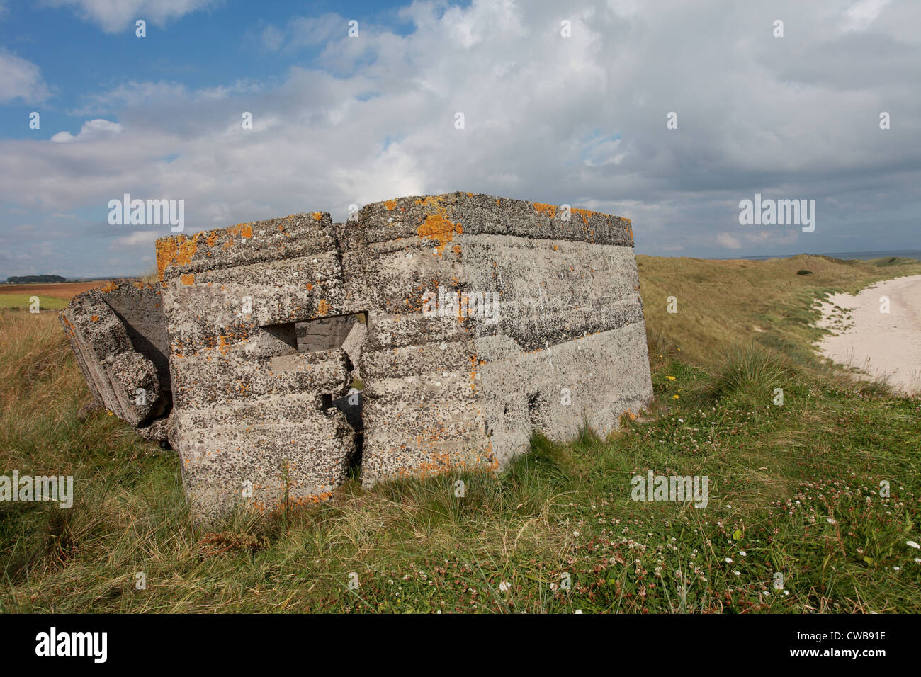 Gun emplacement on the Northumberland coast, a second world war sea defence against nazi invasion. Stock Photo