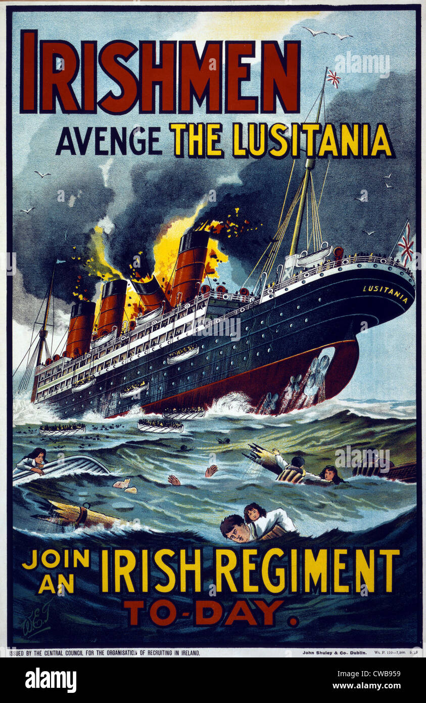 Irishmen - avenge the Lusitania. Join an Irish regiment to-day! British army recruiting poster showing the Lusitania in flames Stock Photo