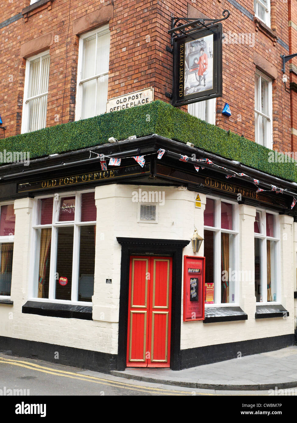 Old post office pub hires stock photography and images Alamy
