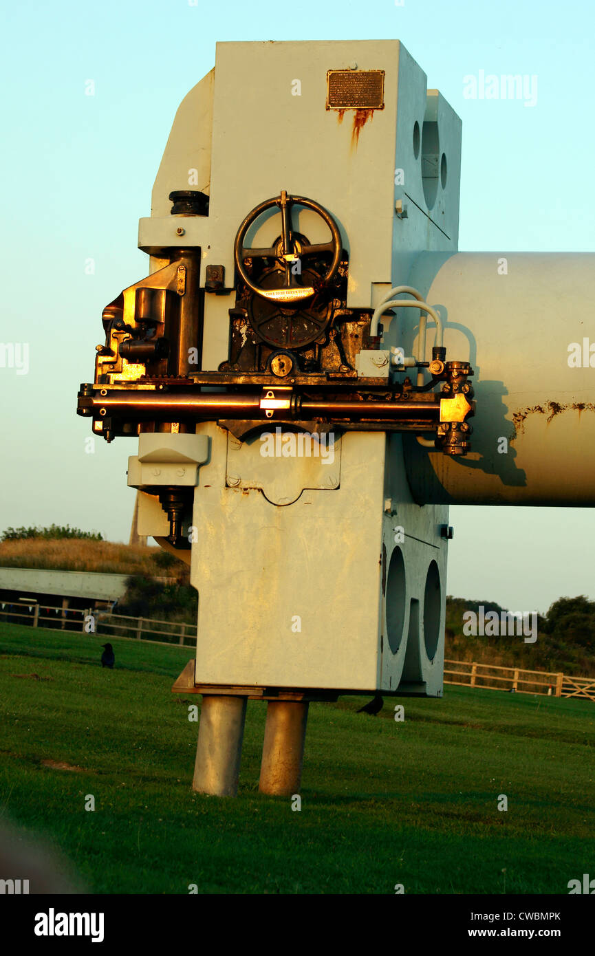 BREECH LONG BARREL GUN Stock Photo Alamy