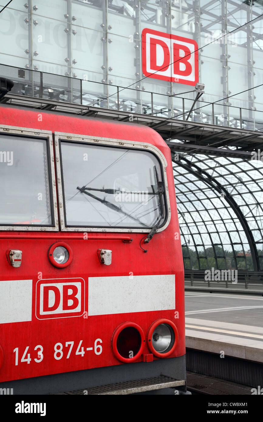 Front an electric locomotive in the new Berlin Hauptbahnhof Stock Photo