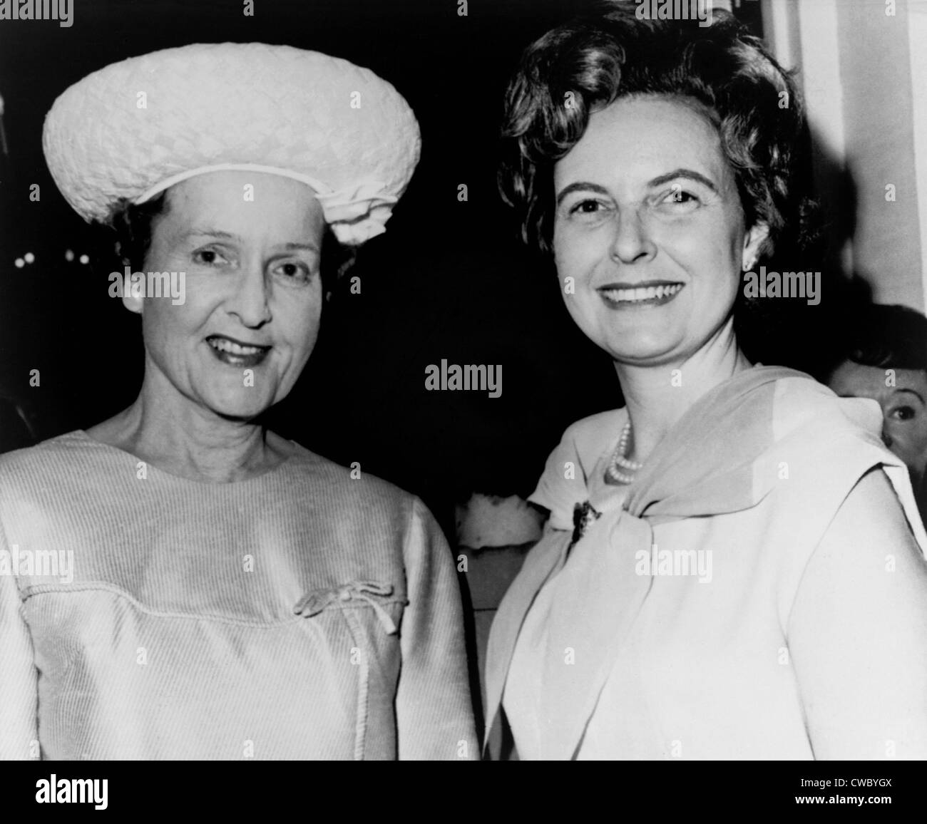 Conservative politician, Phyllis Schlafly (right), with Mrs. Gladys O'Donnell, the moderate candidate for the presidency of the Stock Photo
