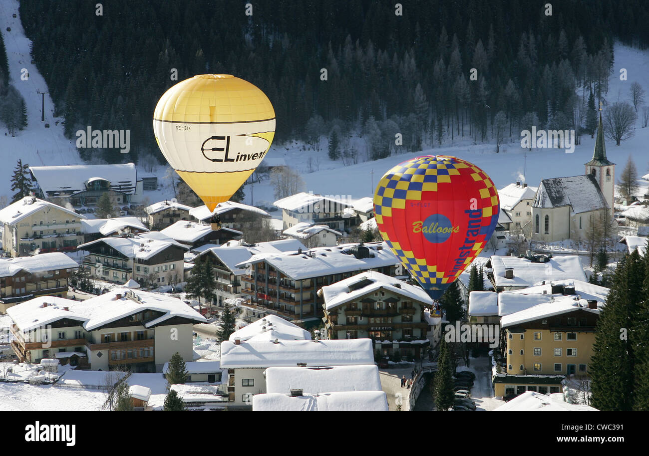 Austria, hot-air balloons in Filzmoos Stock Photo - Alamy