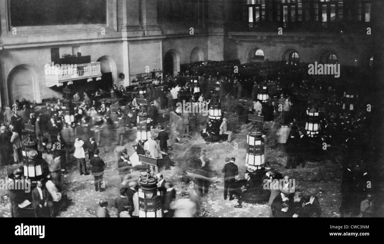 Nyse floor 1900s hi-res stock photography and images - Alamy