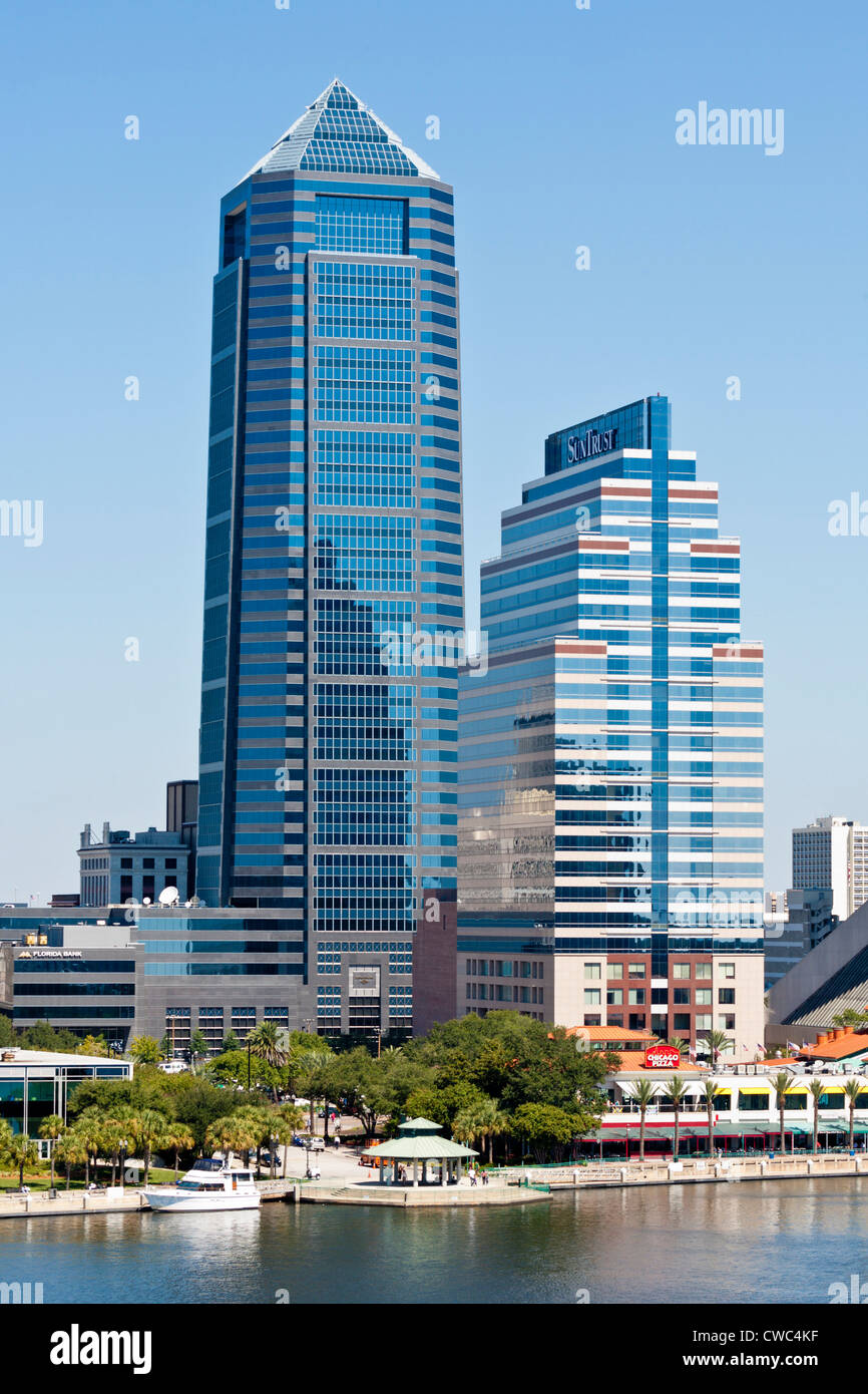 North America, USA, Georgia, Atlanta. Atlanta's skyline, including the Bank  of America Plaza and the SunTrust Plaza Stock Photo - Alamy