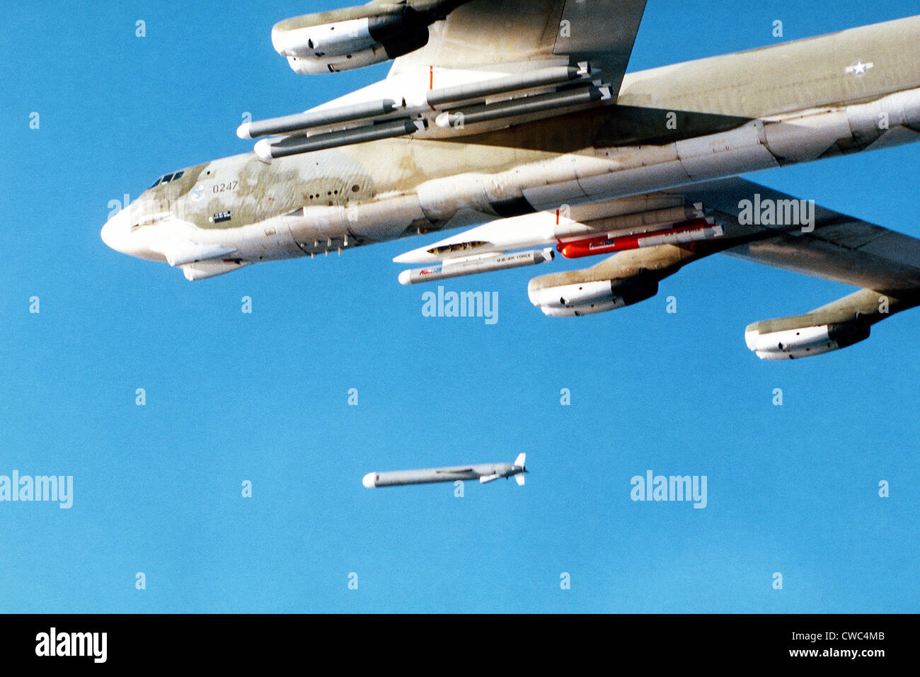 B-52 aircraft releasing an Tomahawk air-launched cruise missile. Dec. 6 1979. (BSLOC 2011 12 208) Stock Photo