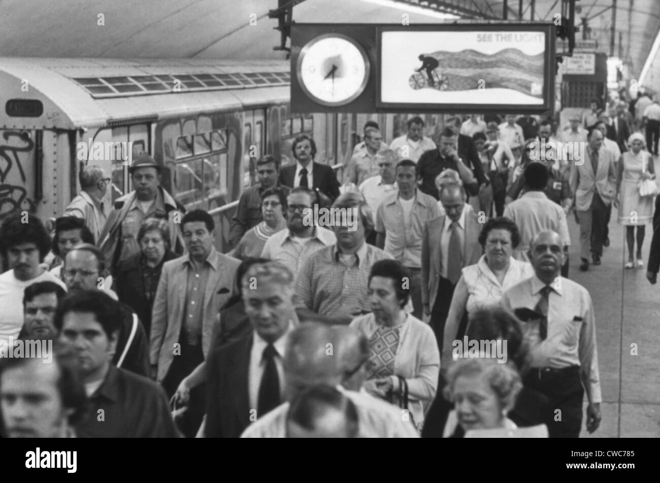 New York City Subway. Passengers exiting a train in the 1970s. Over 2 million people 47 of the 1970s workforce used the subway Stock Photo