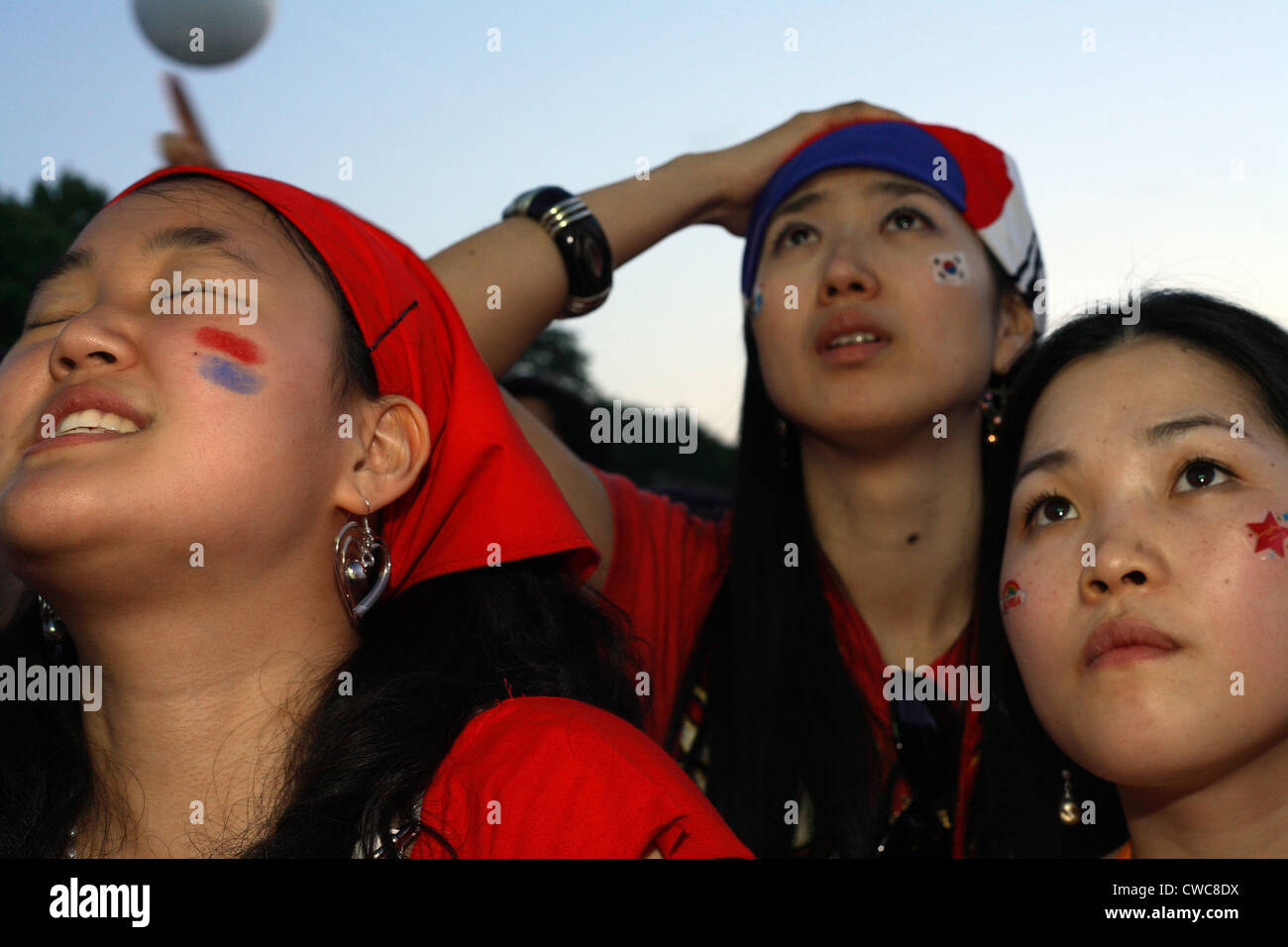 Female south korean fan hires stock photography and images Alamy
