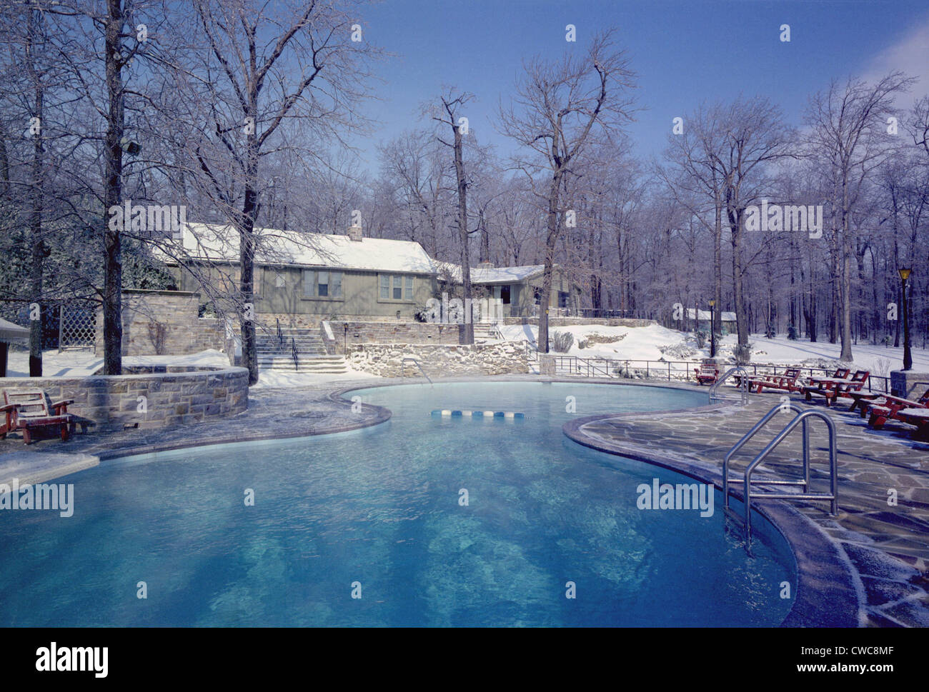 Maryland Presidential Retreat. Camp David Lodge and swimming pool in the  winter. Ca. 1969-74 Stock Photo - Alamy