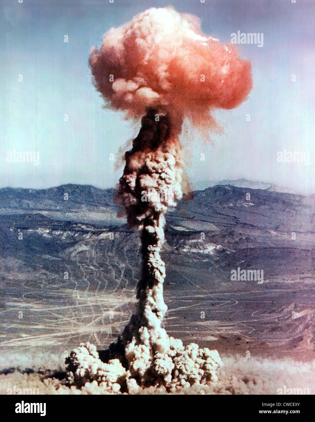 The CHARLIE shot was a 14 kiloton nuclear bomb dropped from a B-50 bomber at Yucca Flat. The test was part of the Buster-Jangle Stock Photo