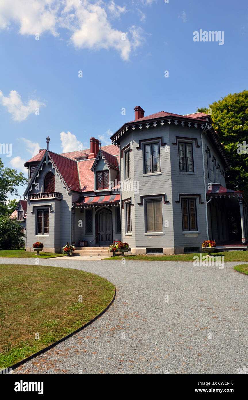 Kingscote mansion, Newport, Rhode Island, USA Stock Photo Alamy