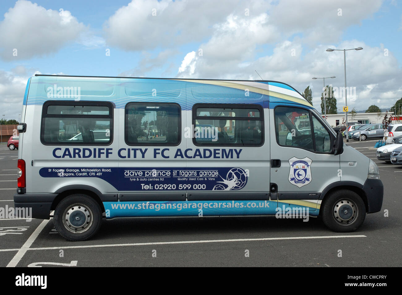 Cardiff city AFC mininbus Stock Photo