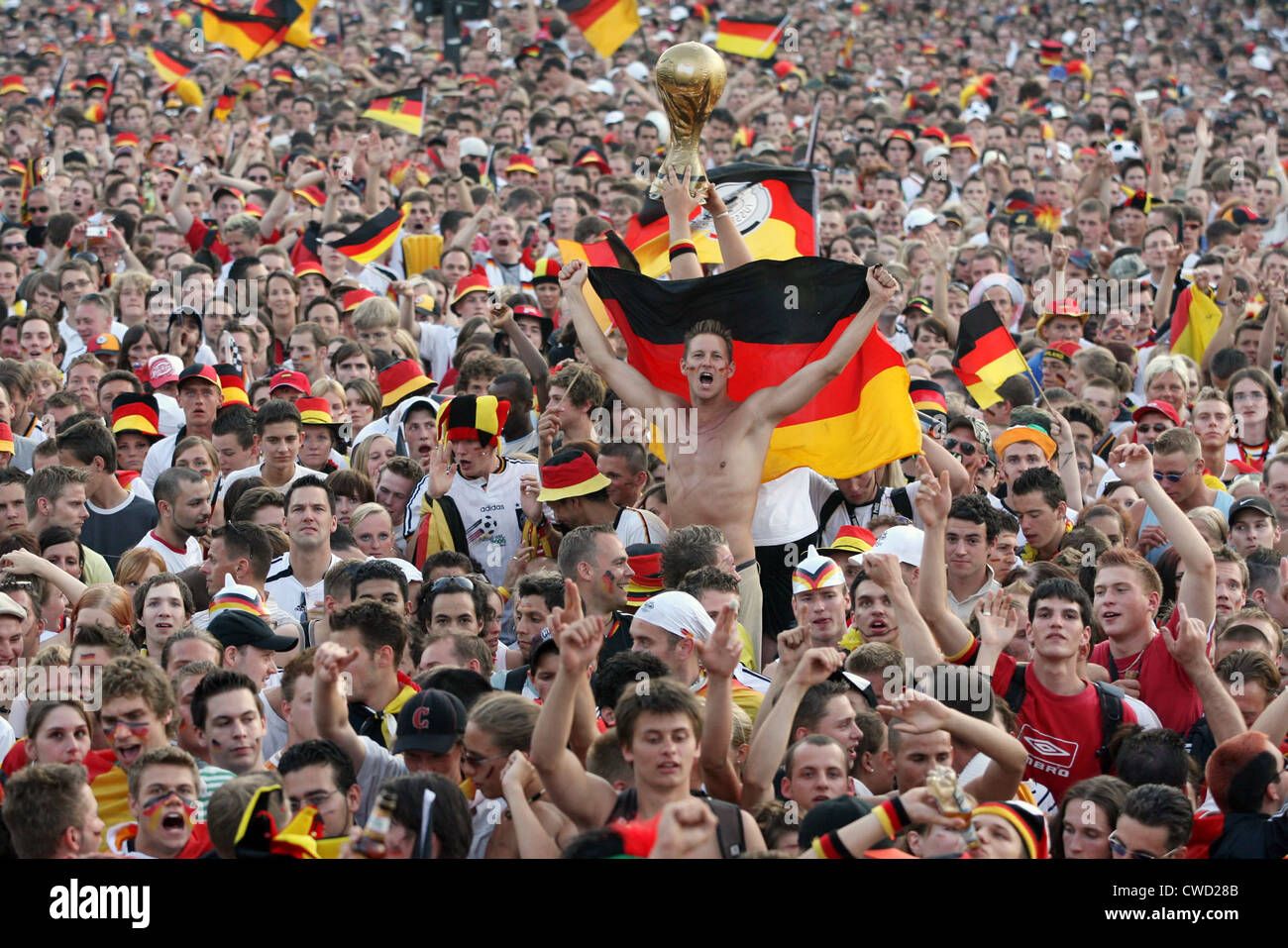 Berlin, Germany fans in the fan zones Stock Photo - Alamy
