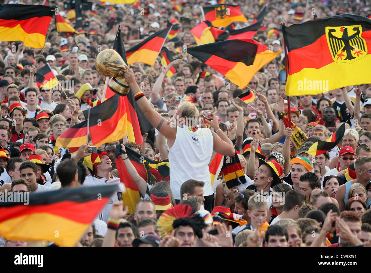 Berlin, Germany fans in the fan zones Stock Photo - Alamy