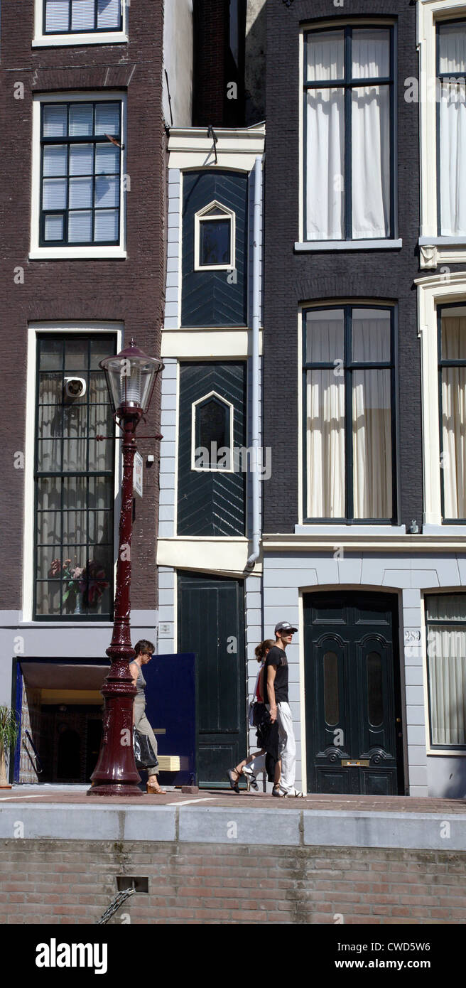 Narrowest House Amsterdam Hi res Stock Photography And Images Alamy narrowest-house-amsterdam-hi-res-stock-photography-and-images-alamy