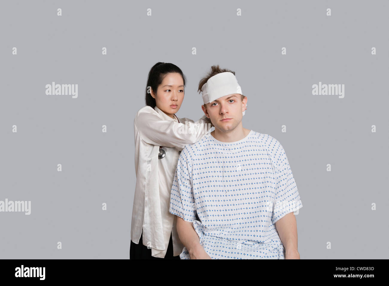 Head bandage hi-res stock photography and images - Alamy