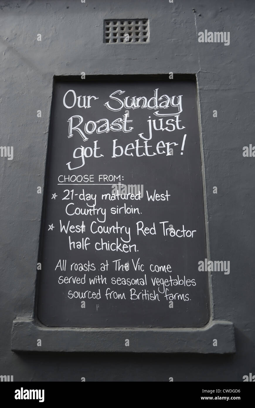 sunday roast menu at the victoria pub, surbiton, surrey, england Stock Photo Alamy