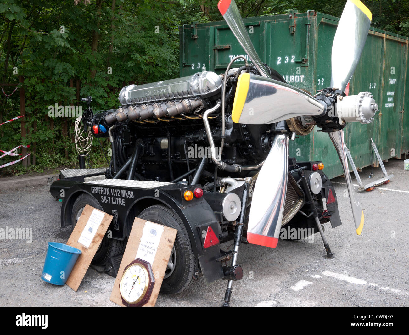 Rolls royce griffon hi-res stock photography and images - Alamy
