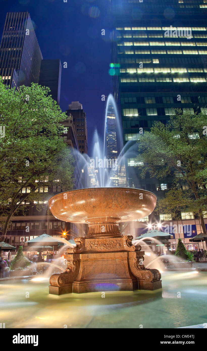 Fountain Bryant Park New York City Apartment Buildings Night Faces