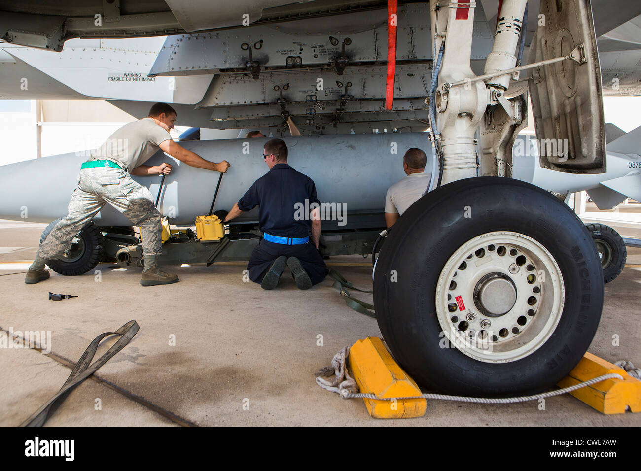 External fuel tank hires stock photography and images Alamy