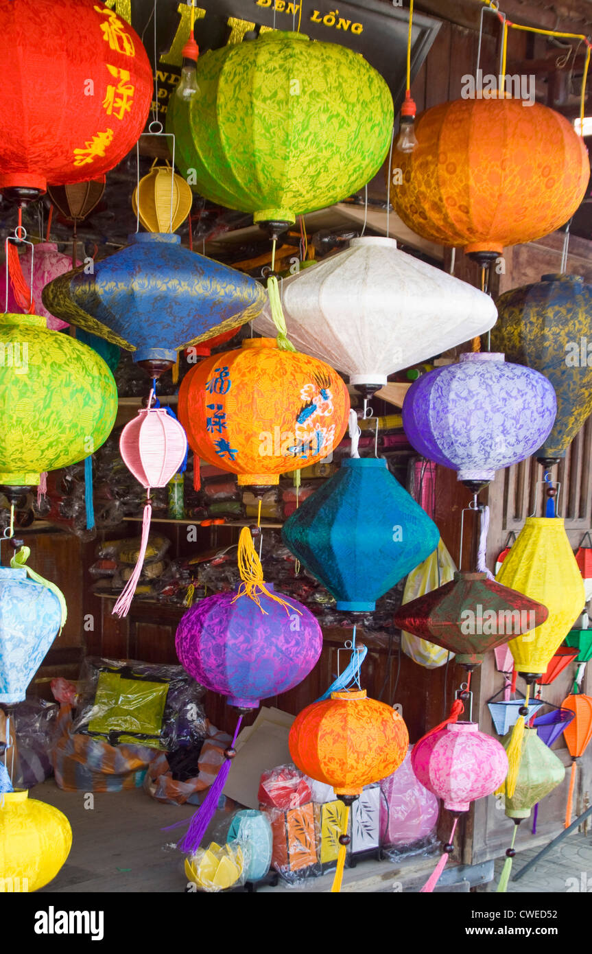 Japanese Hanging Lanterns Stock Photos & Japanese Hanging Lanterns