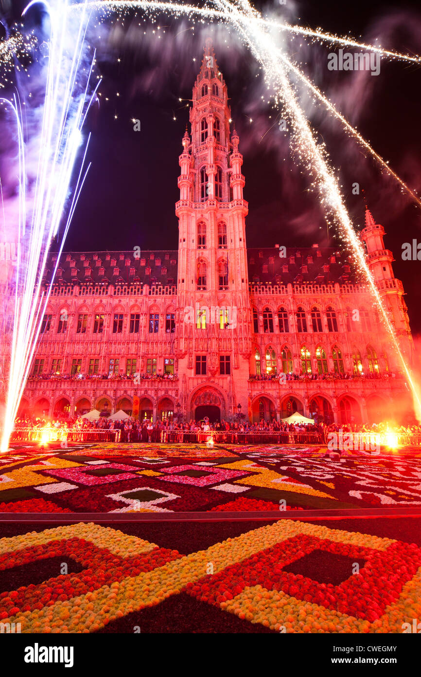 Fireworks and Light Show at opening of 2012 Flower Carpet, Tapis de Fleurs, in front of the City Hall in Grand-Place, Brussels Stock Photo