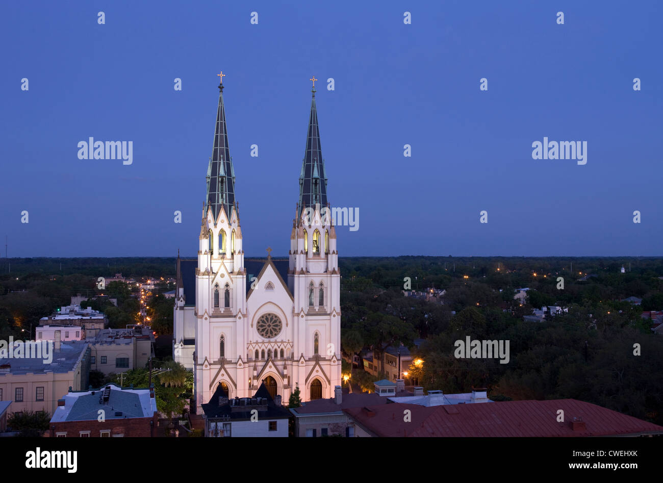 CATHEDRAL OF SAINT JOHN THE BAPTIST SKYLINE SAVANNAH GEORGIA USA Stock ...