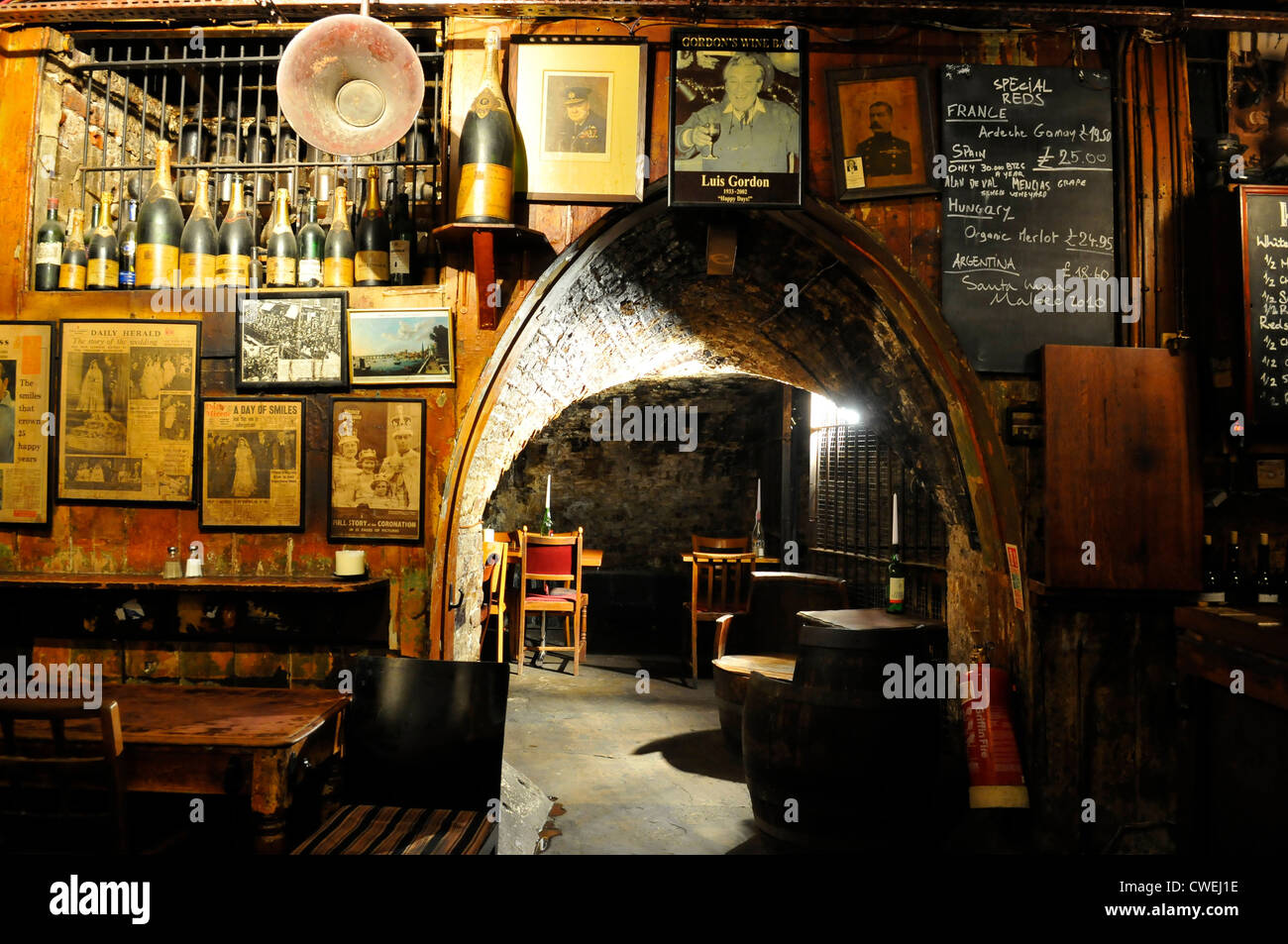 Gordon's Wine Bar, Villiers Street, Embankment, London Stock Photo Alamy