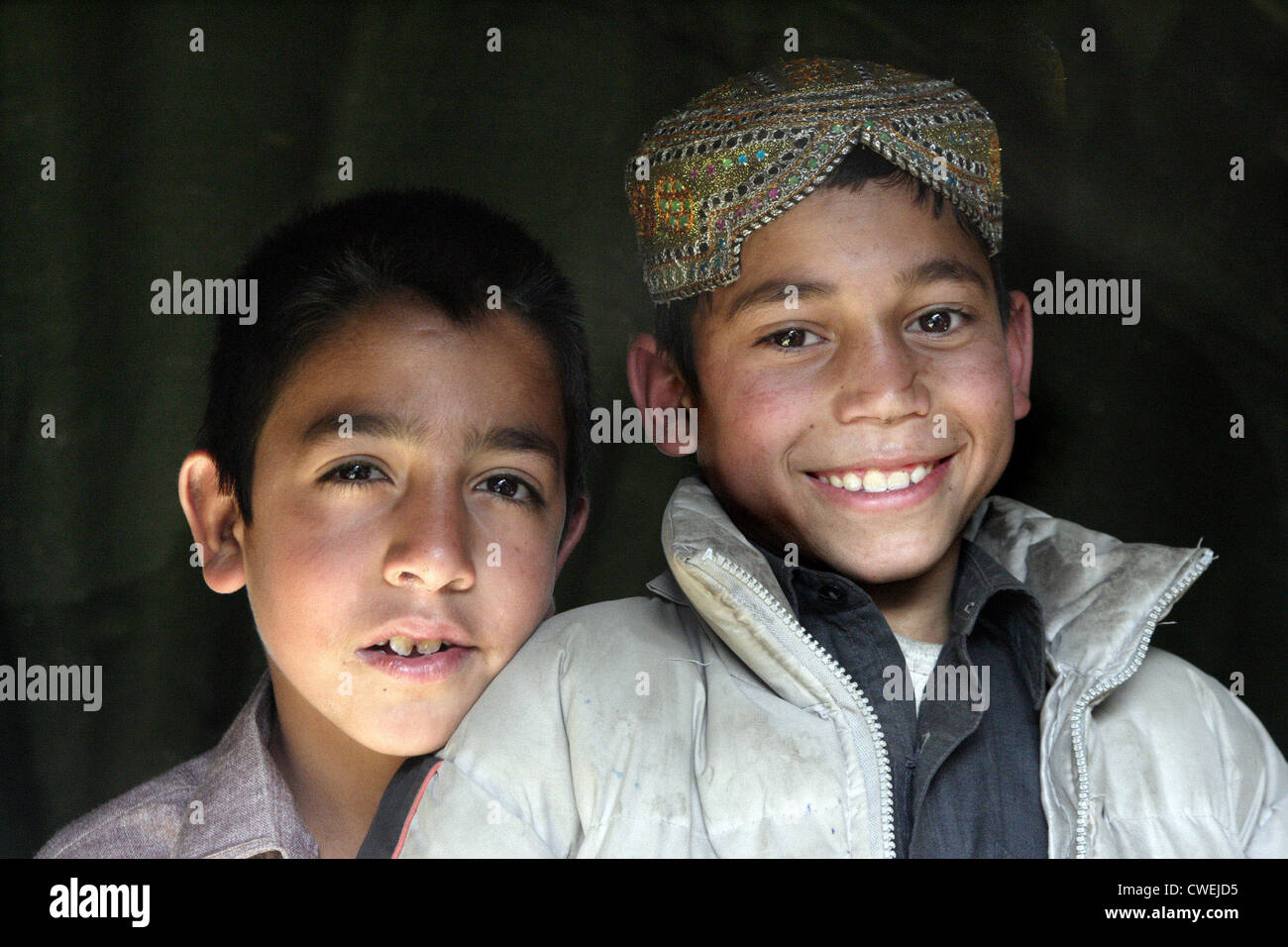 Children in Pakistan earthquake zone Stock Photo