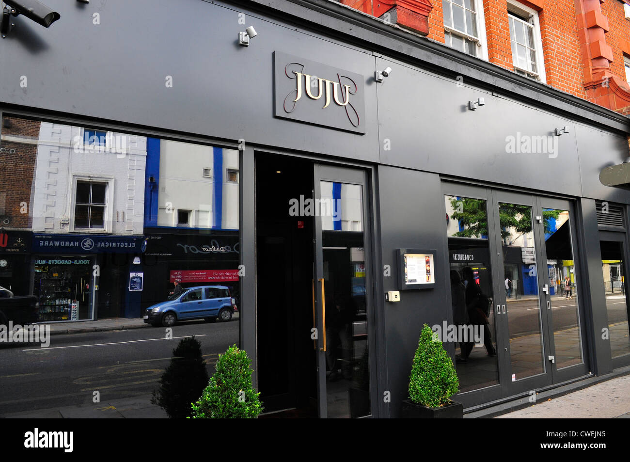 JuJu Bar, Kings Road, Chelsea, London Stock Photo Alamy