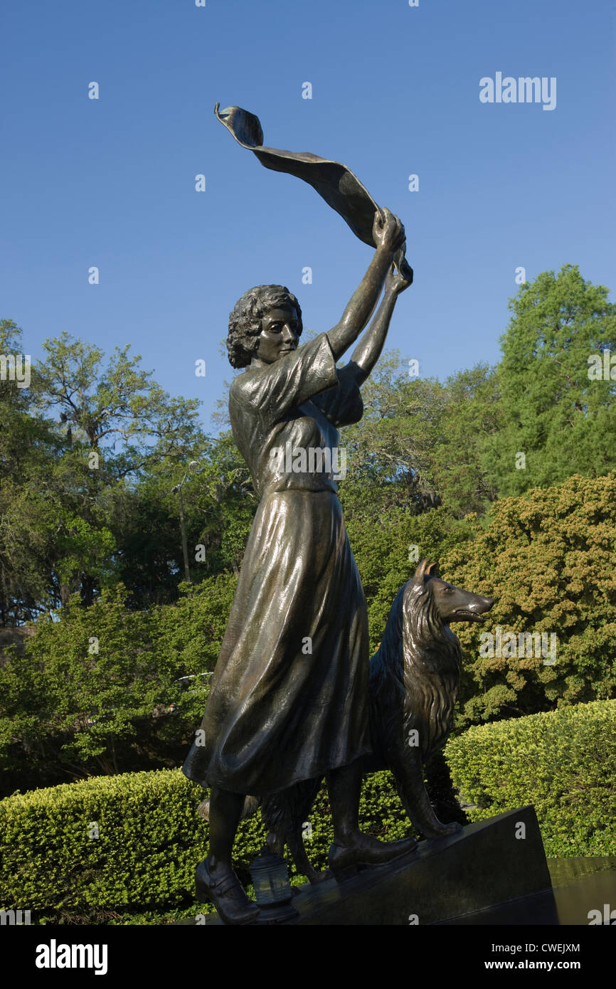 FLORENCE MARTUS WAVING GIRL STATUE (©FELIX DE WELDON 1974) RIVER STREET