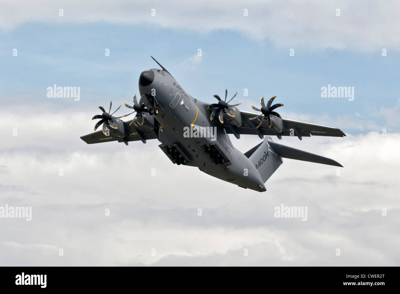 英空軍 A400M Atlas タグ キーホルダー 実機 Planechains 英空軍 A400M Atlas タグ キーホルダー 実機 Planechains - メルカリ