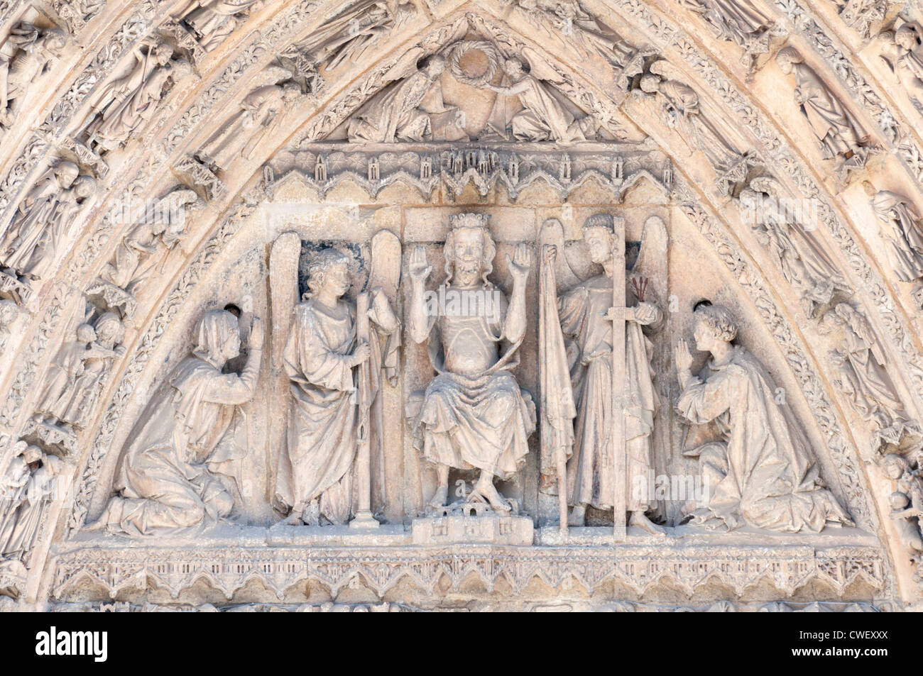 Leon, Spain Septembre 2010: Tympanum of gothic cathedral depicting Last ...