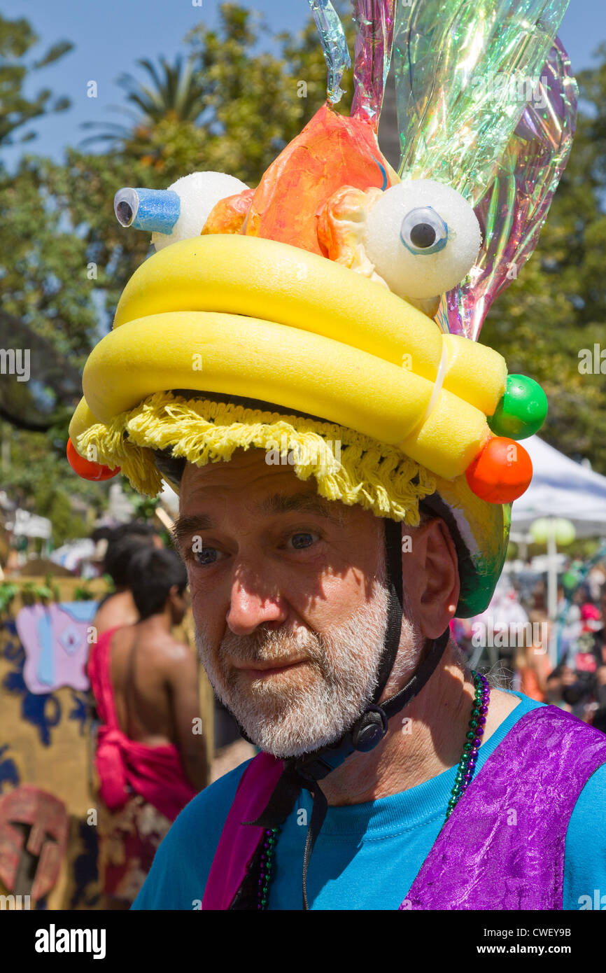Man wearing bizarre hat at the 2012 Summer Solstice Parade in "Santa  Barbara", California Stock Photo - Alamy