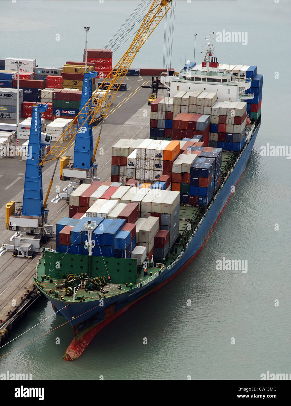 cargo ship travel to new zealand