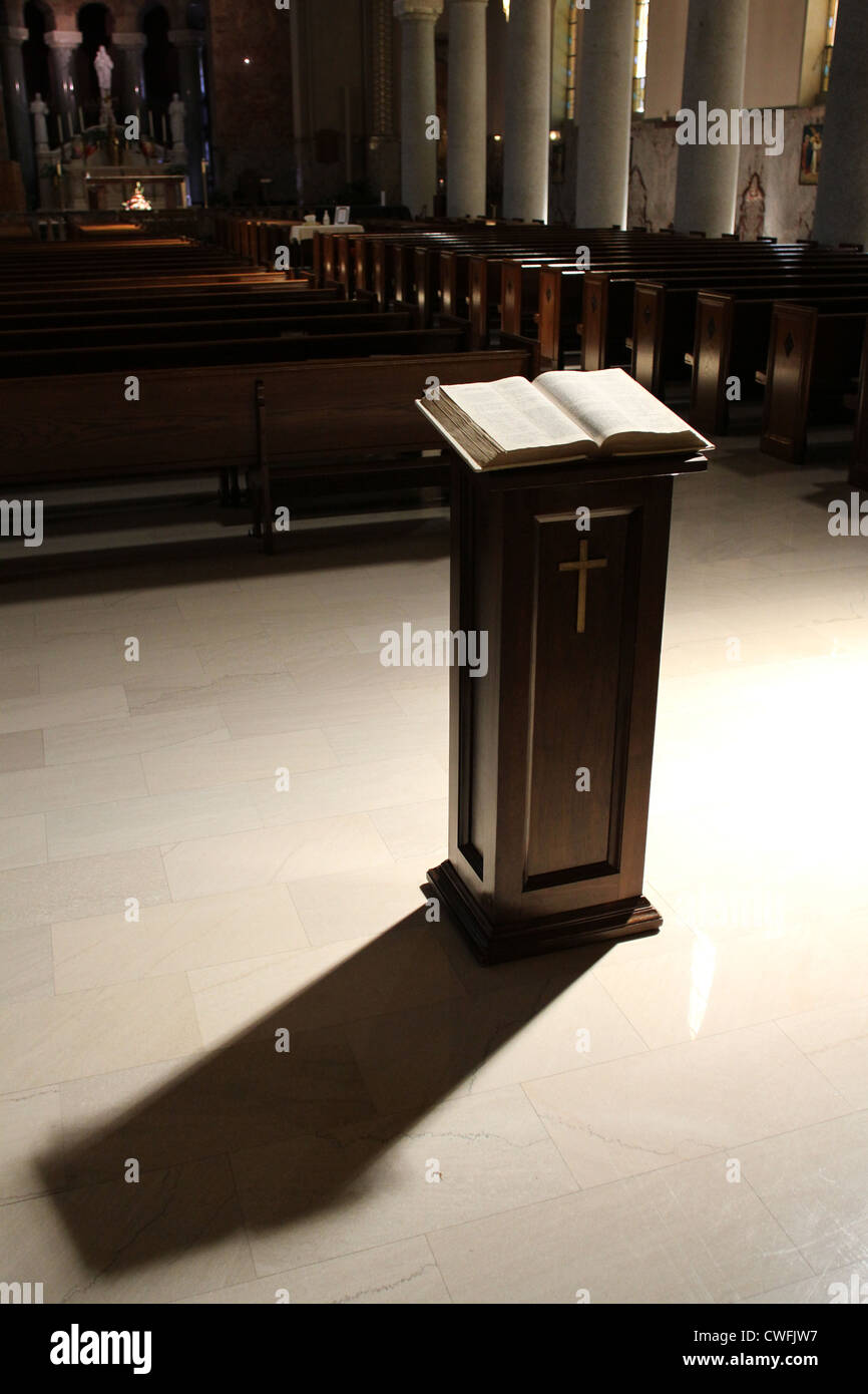 Book on pedestal hires stock photography and images Alamy