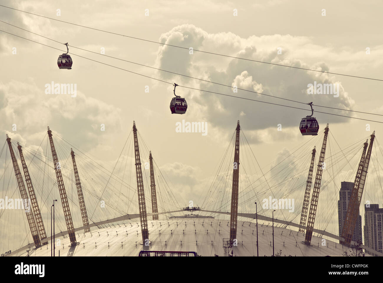London Cable cars above the O2 Stock Photo Alamy