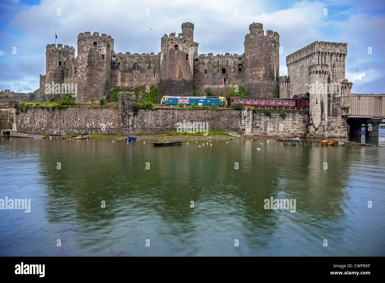 Conwy Castle. Clwyd. Diesel hauled rail tour special train. Stock Photo