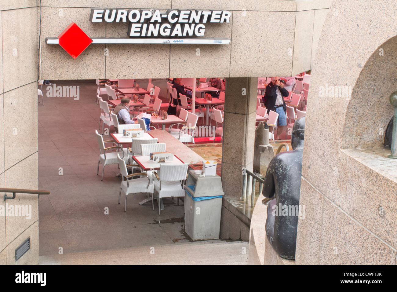Europa center berlin hi-res stock photography and images - Alamy