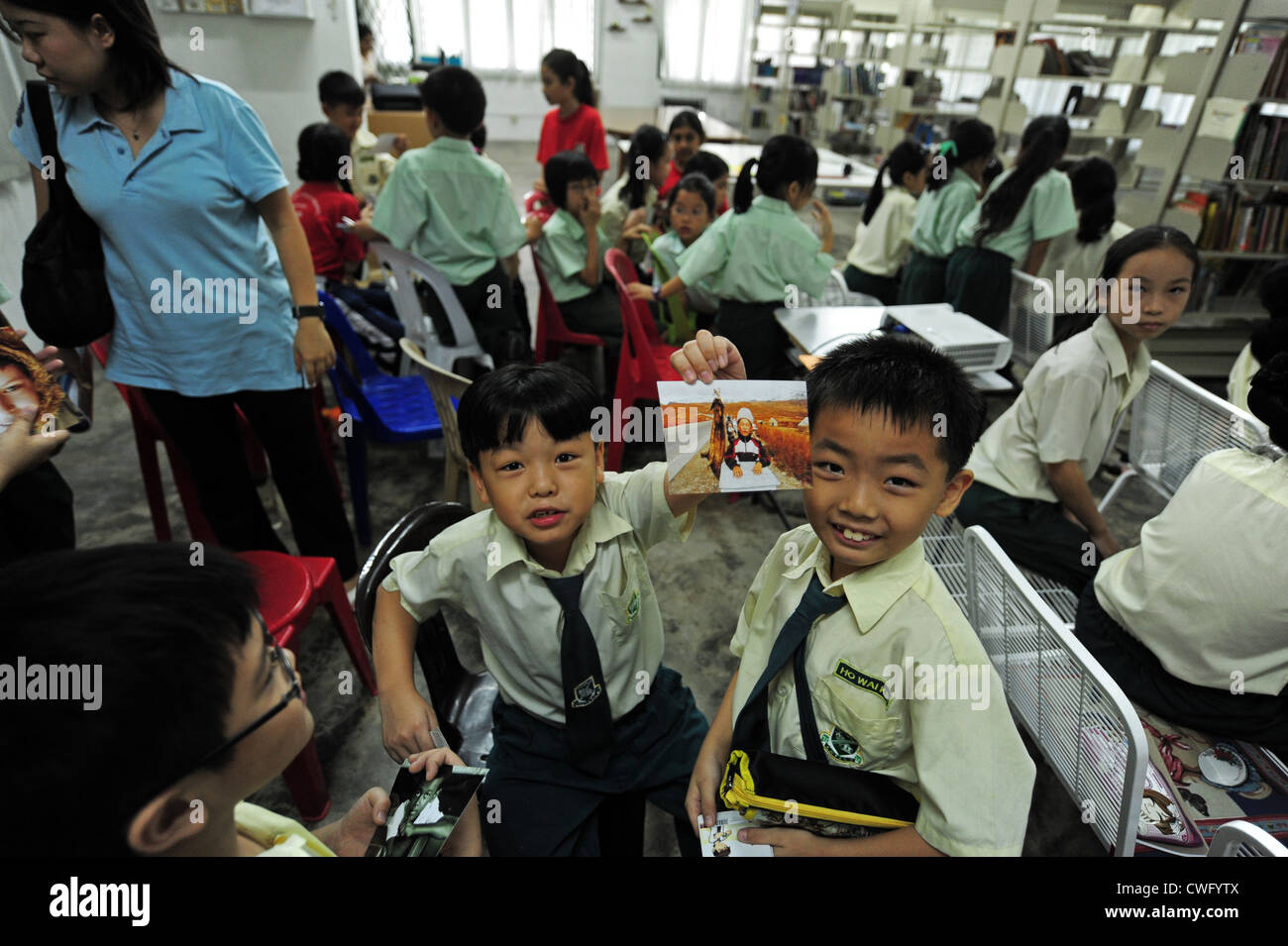 Malaysia children school uniform hires stock photography and images