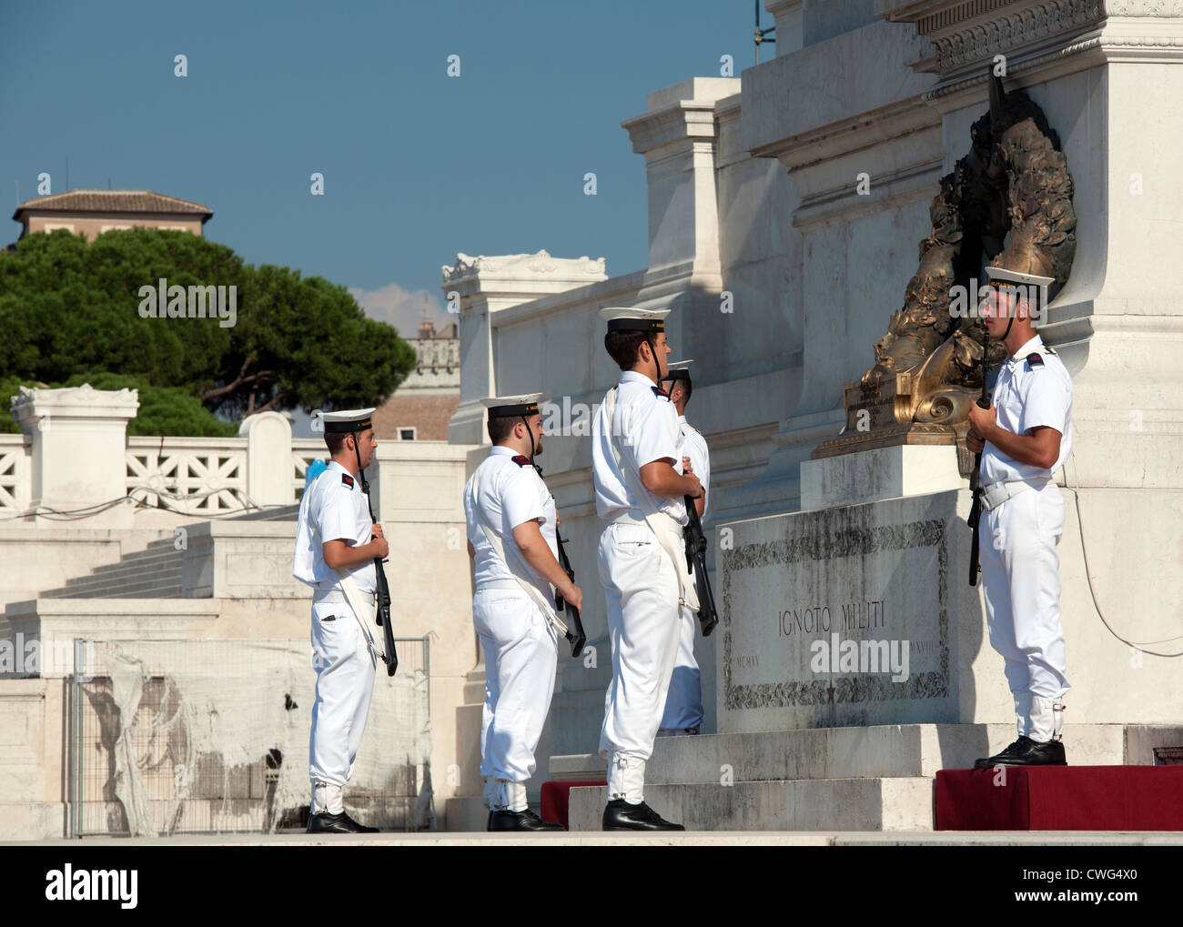 Monument to Vittorio Emanuele II, Rome, Lazio, Itlay, Europe; tomb of the Unknown Soldier and eternal flame Stock Photo