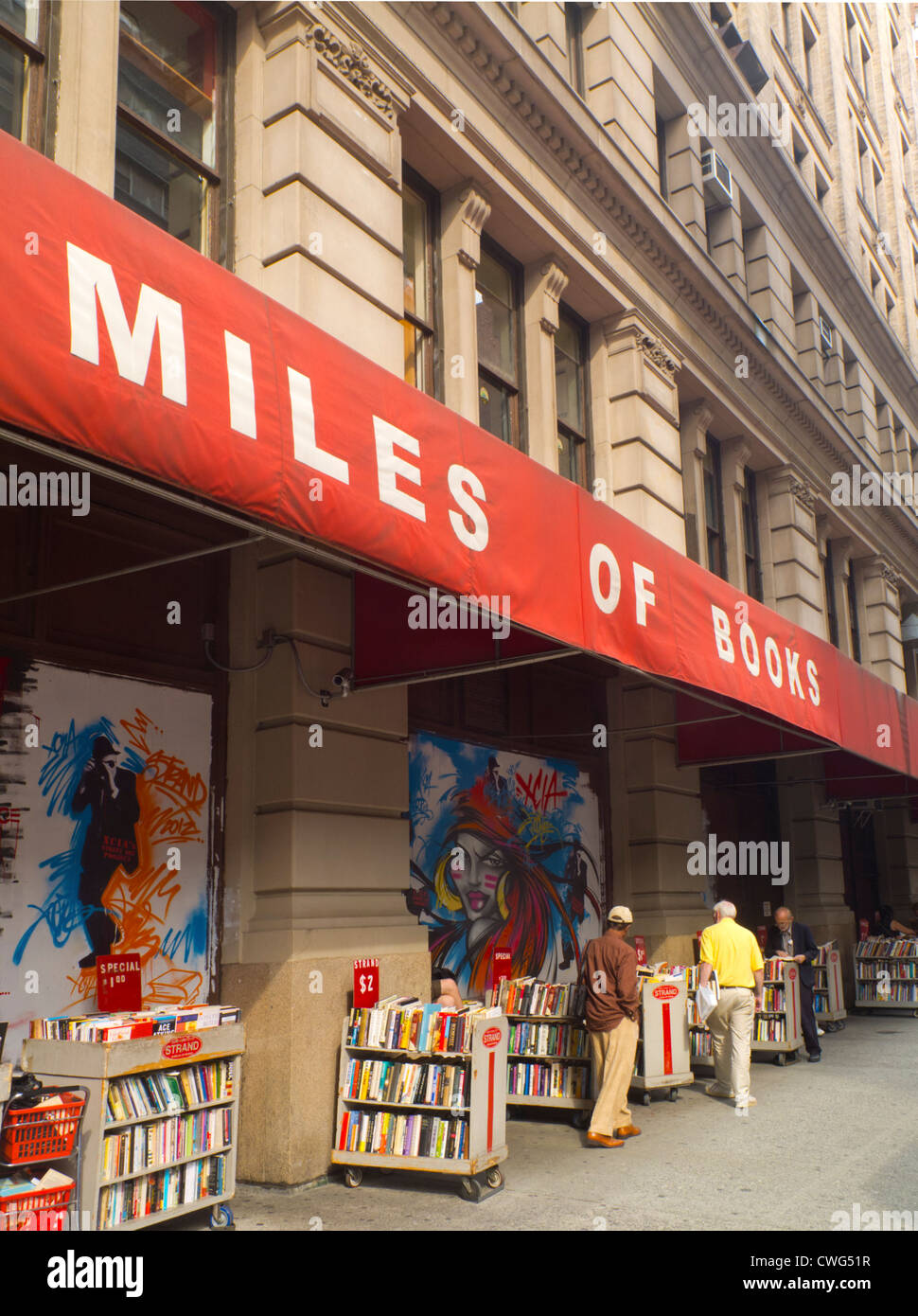 Strand bookstore in New York City Stock Photo Alamy