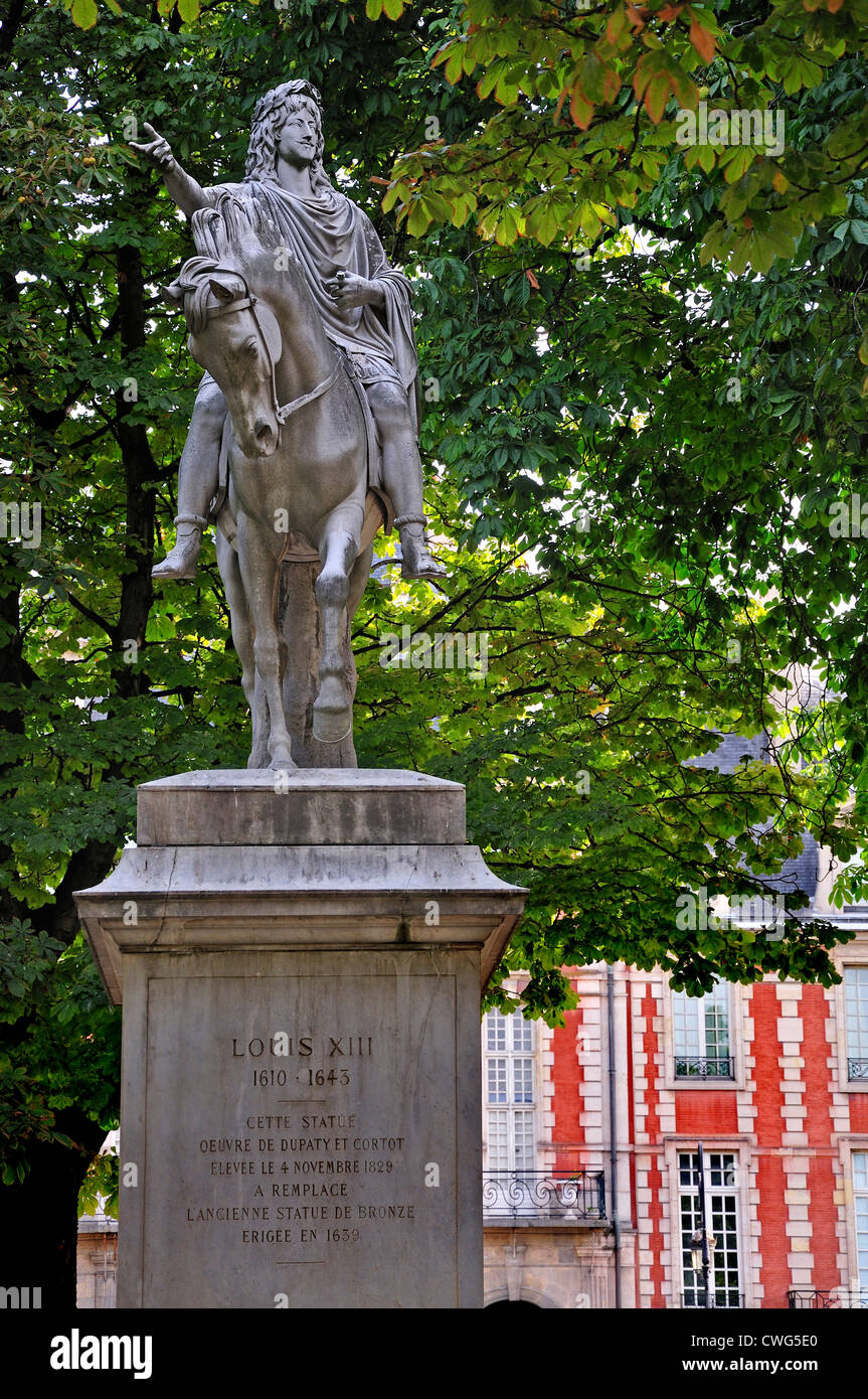 Paris, France. Place des Vosges. Statue: Louis XIII (1610-1643) Stock Photo