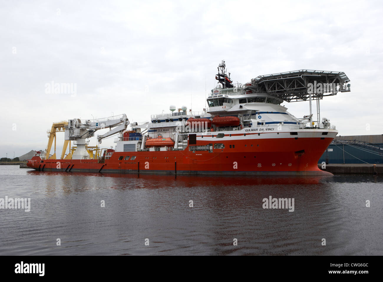gulmar da vinci diving support vessel at leith docks edinburgh