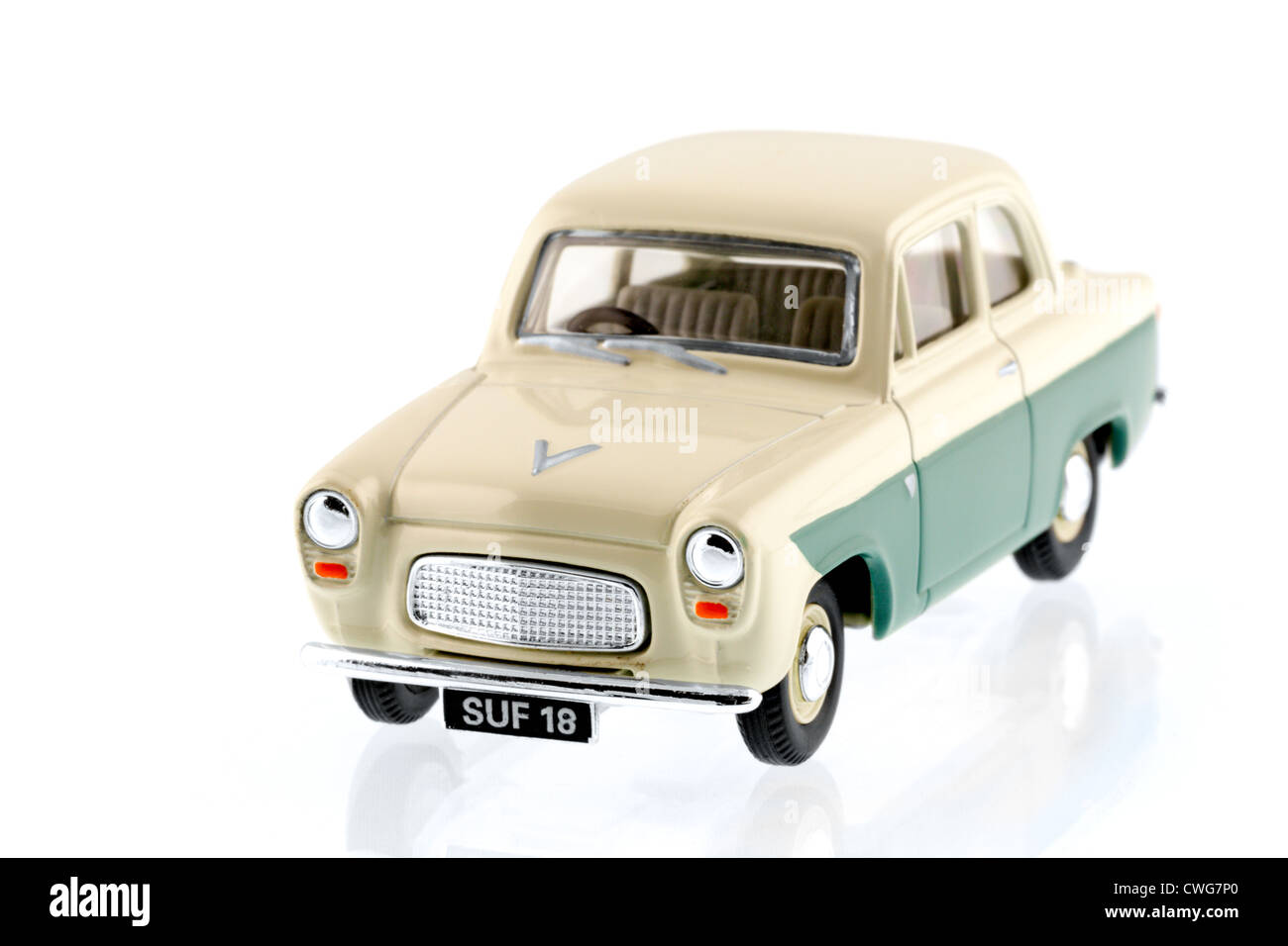 British Ford Popular 100E 2-door saloon car in two tone Ivory & Hereford Green livery  - 1953 to 59 - scale model Stock Photo