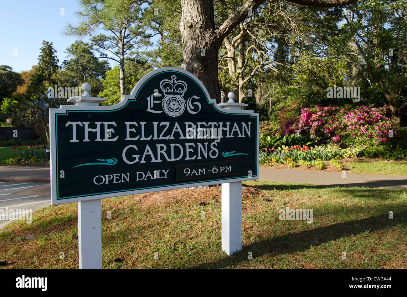 Elizabethan Gardens sign tourist attraction at Manteo, North Carolina Stock Photo