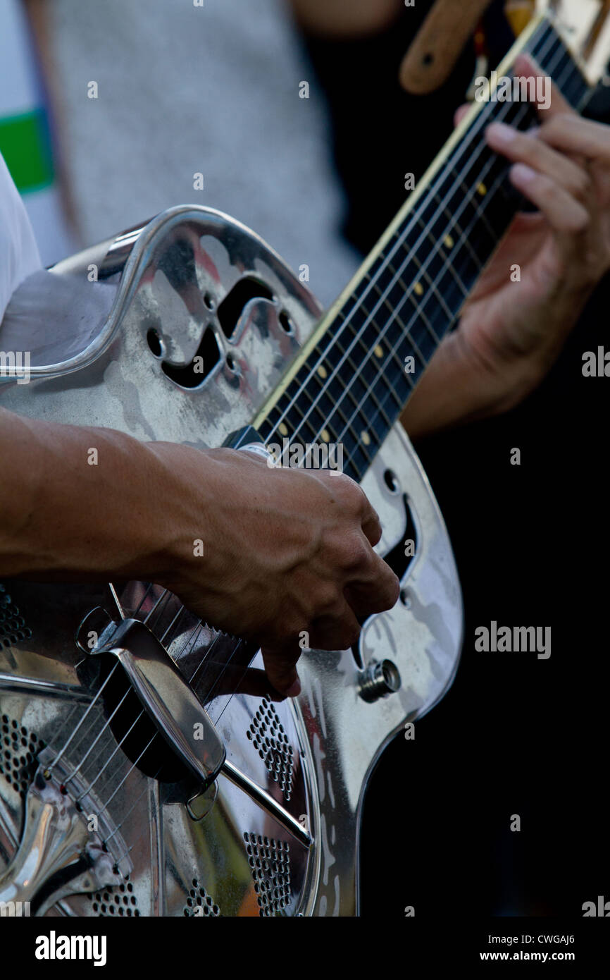 Resonator hires stock photography and images Alamy