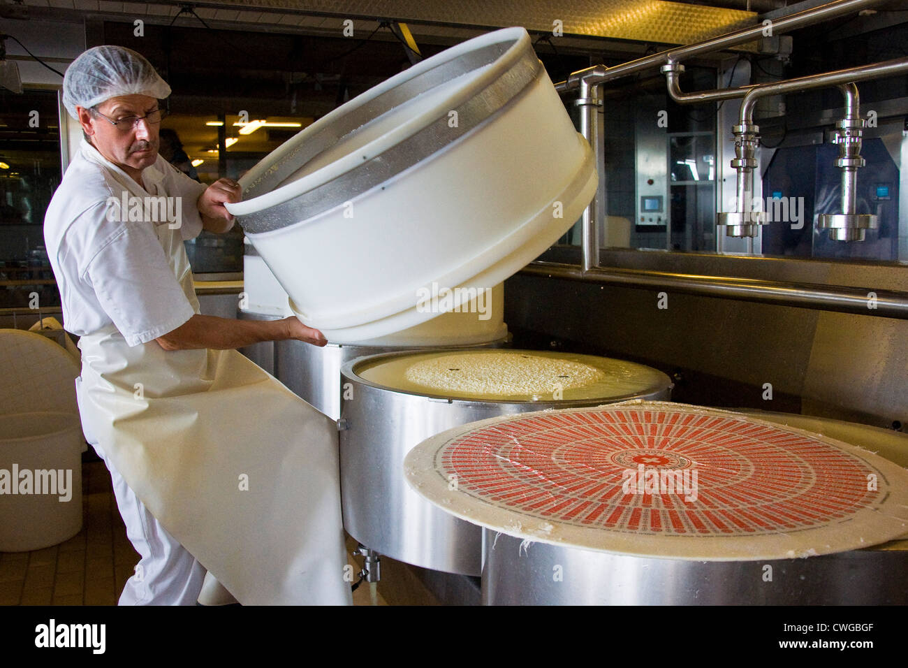 Switzerland, Canton Bern, Affoltern Im Emmental, dairy production of