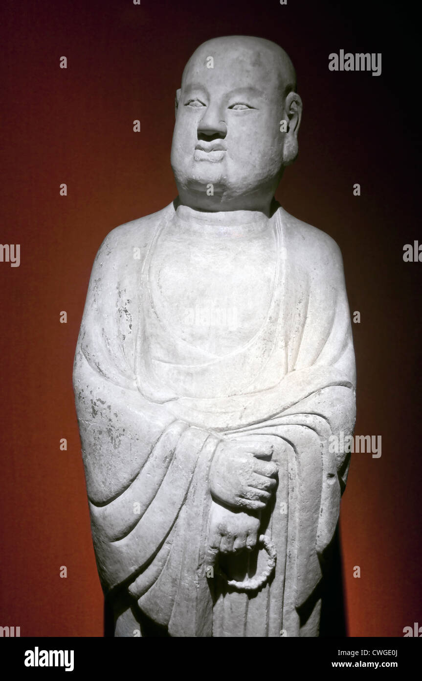 Ancient Chinese sculpture inside the biggest museum in Shanghai Stock