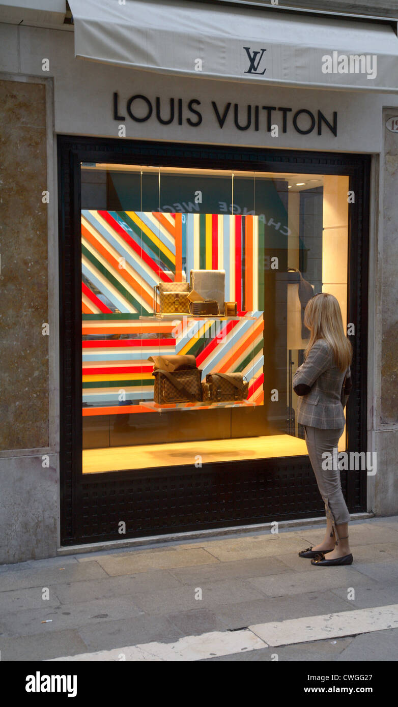 Espace Louis Vuitton Unveils Exhibit in Venice [PHOTOS] – WWD